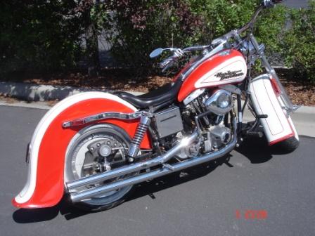 Harley Shovel Head 1977001.jpg