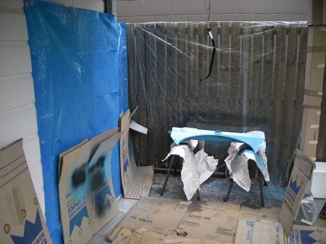 High tech spray booth