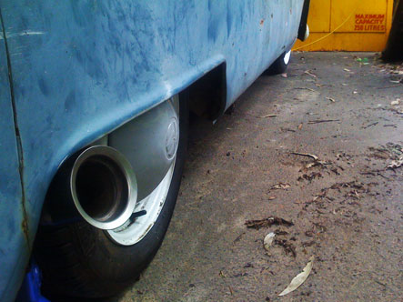 tail-pipes3.jpg