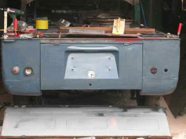 Engine lid hanging on the new carrier.