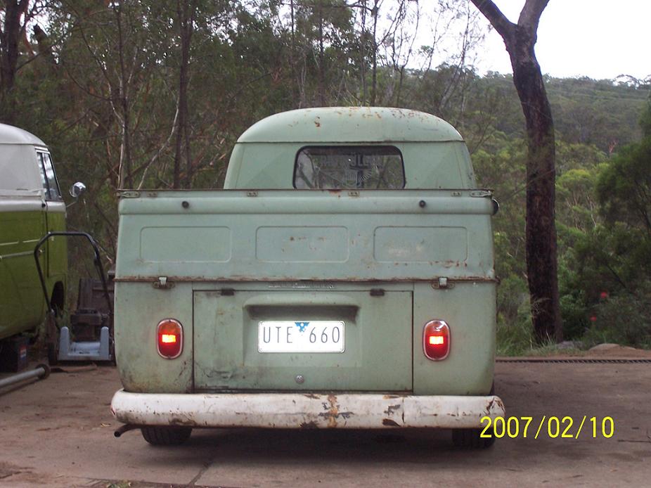 66 ute rump.JPG